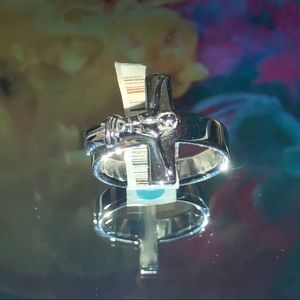 Jesus on cross Ring BNWT